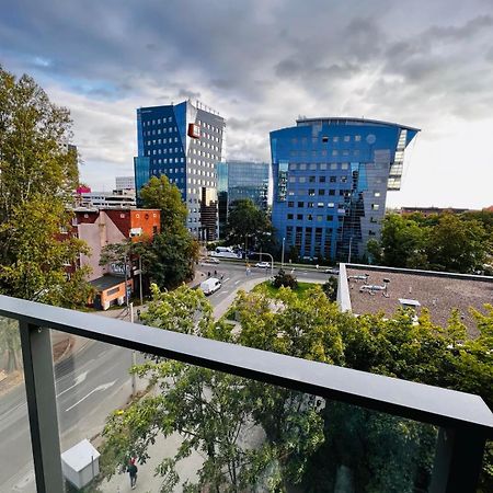 Property Apart - Legnicka Business Center 브로츠와프 외부 사진