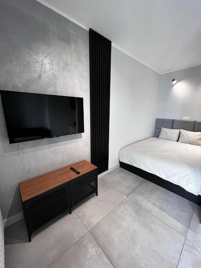 Property Apart - Legnicka Business Center 브로츠와프 외부 사진
