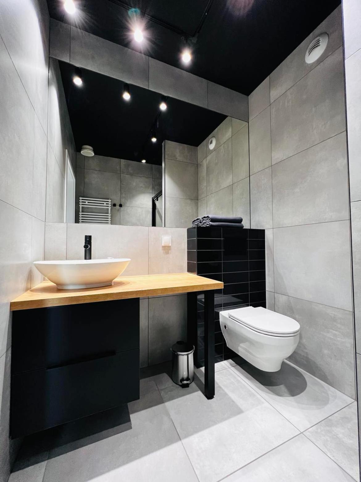 Property Apart - Legnicka Business Center 브로츠와프 외부 사진